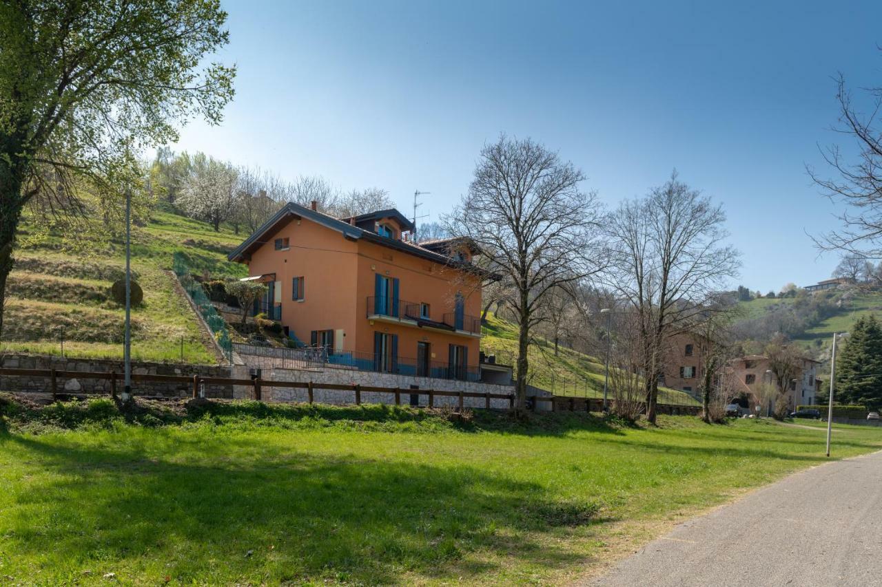 Villa Dei Venti - Comfort Holiday Bergamo Bagian luar foto