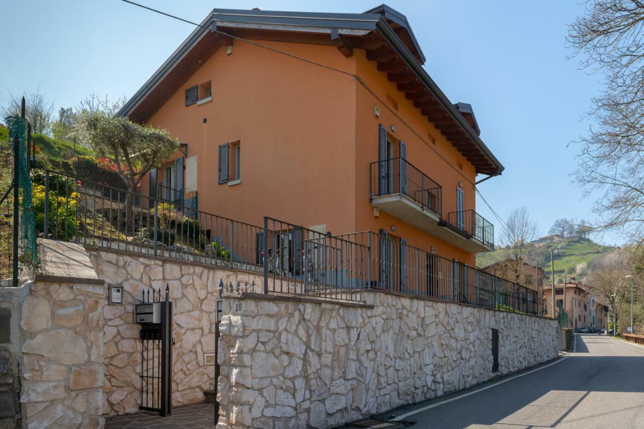 Villa Dei Venti - Comfort Holiday Bergamo Bagian luar foto