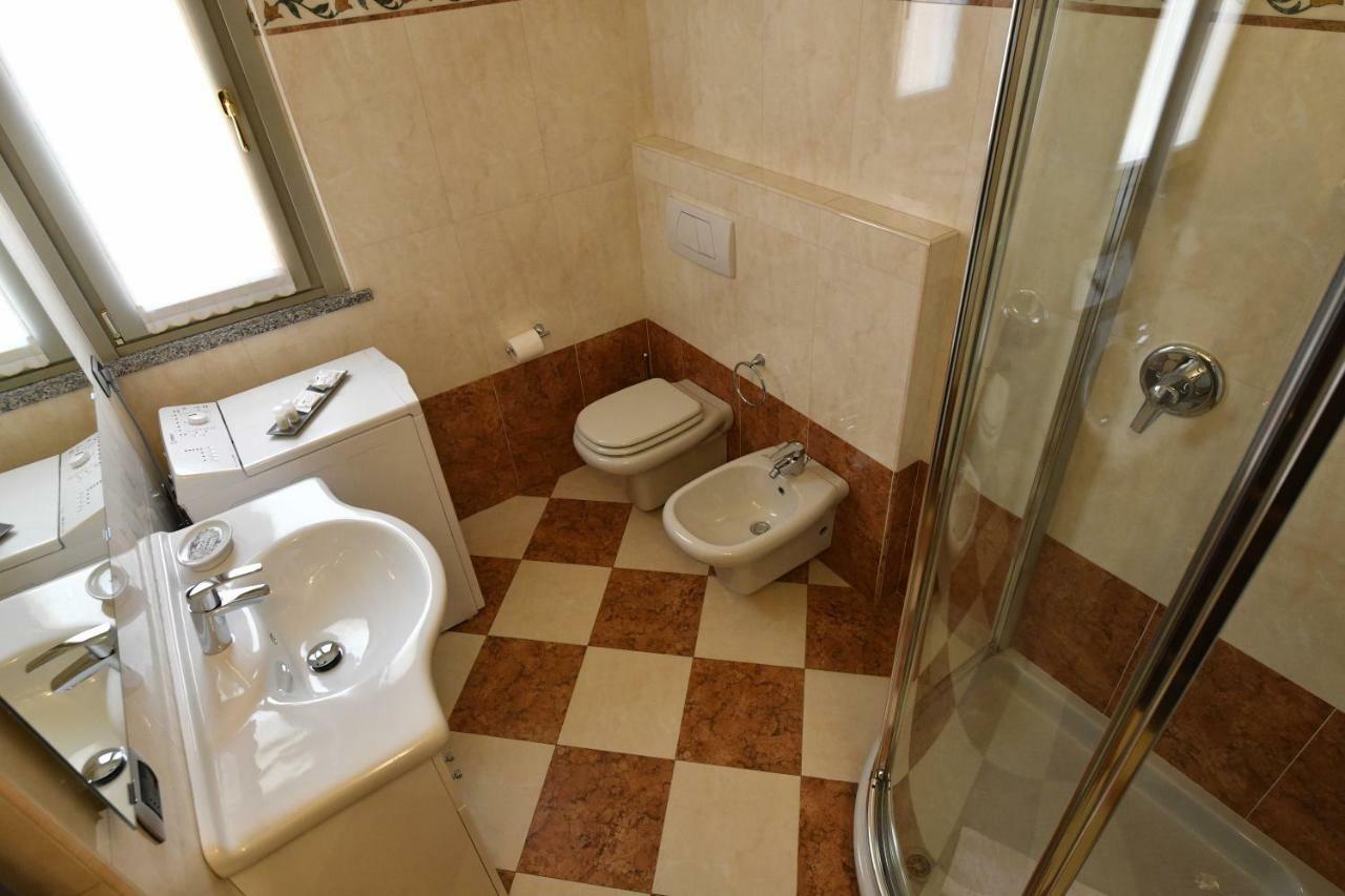 Villa Dei Venti - Comfort Holiday Bergamo Bagian luar foto